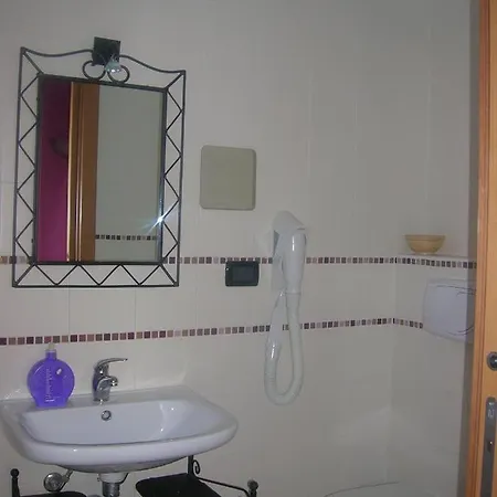 Bed & Breakfast Ghiro Ghiotto Pietra Ligure