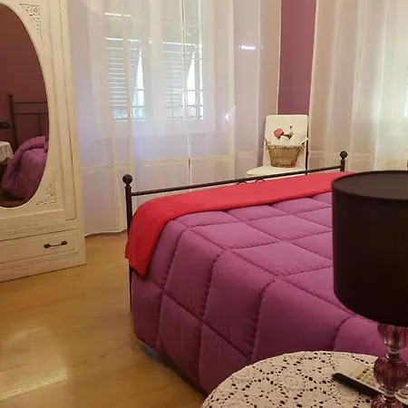 Ghiro Ghiotto Bed & Breakfast Pietra Ligure