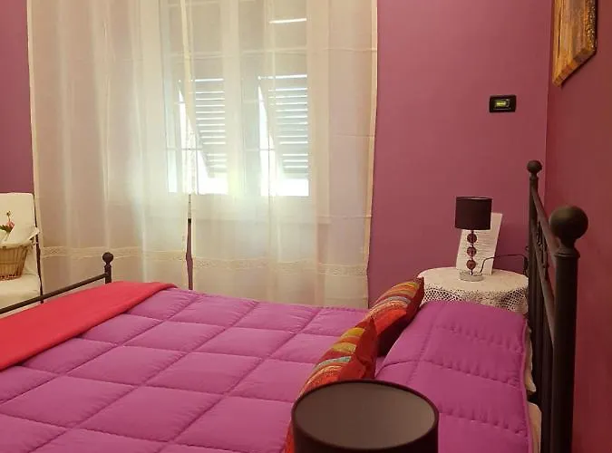 Bed & Breakfast Ghiro Ghiotto 3*